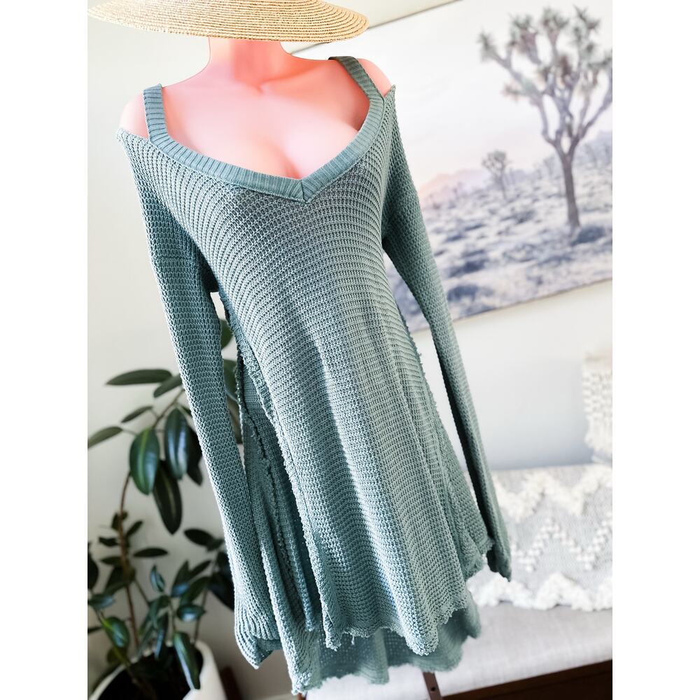 Still Meadows & Sea Glass Skies cold shoulder textural knit long tunic sweater - Picture 2 of 6
